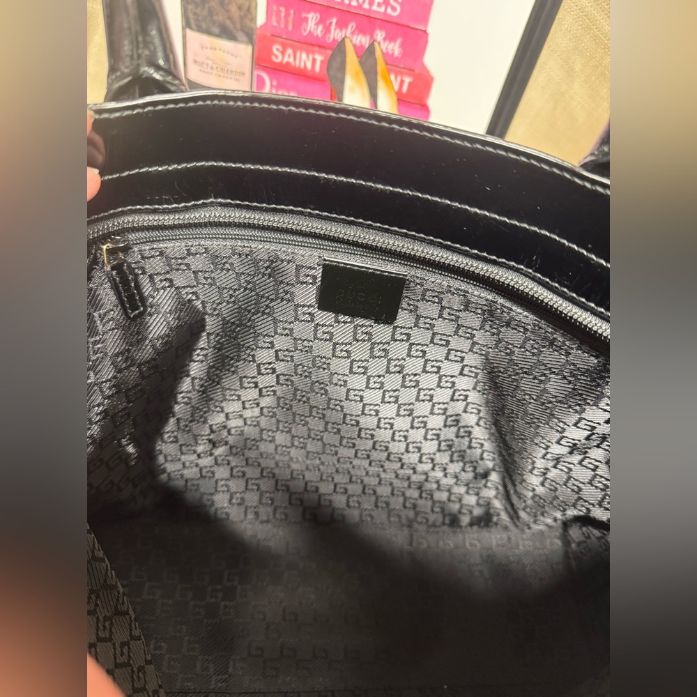 ⭐️EUC Gucci Black and Gray Women's Bag - Picture 8 of 11